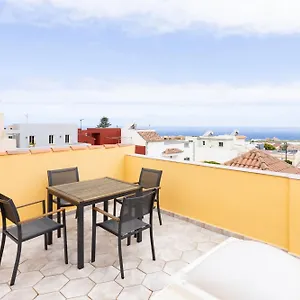 Casa Totalmente Renovada En Zona Muy Tranquila!!! Vistas Al Mar Y Montaña Сasa de vacaciones